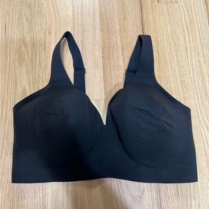 Evelyn and Bobbie Bra